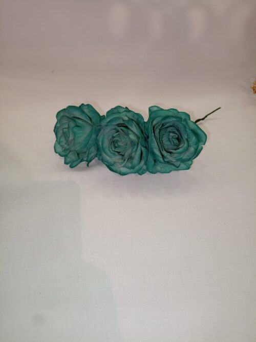 Corona de rosas de niña