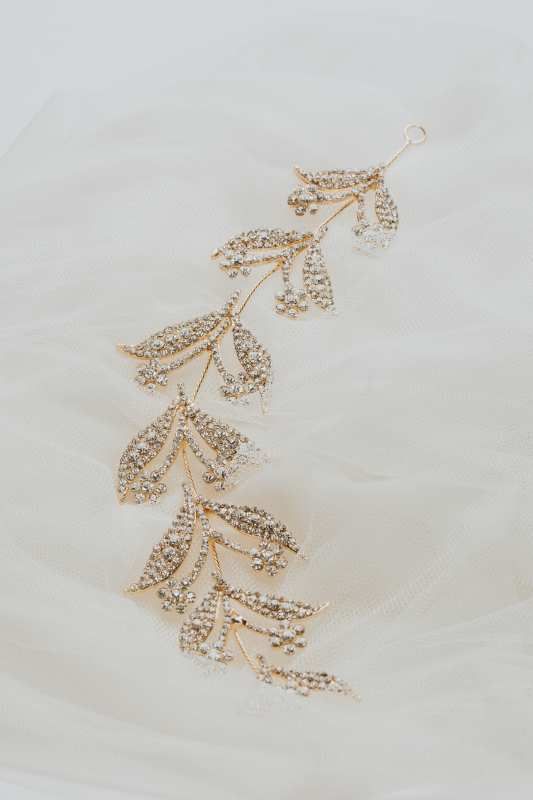 Tocado flexible hojas