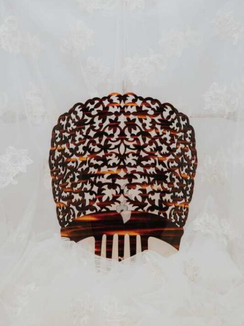 Peina mantilla hojitas acanto