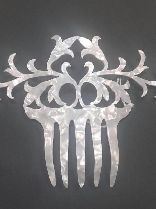 Peina de nácar para novia