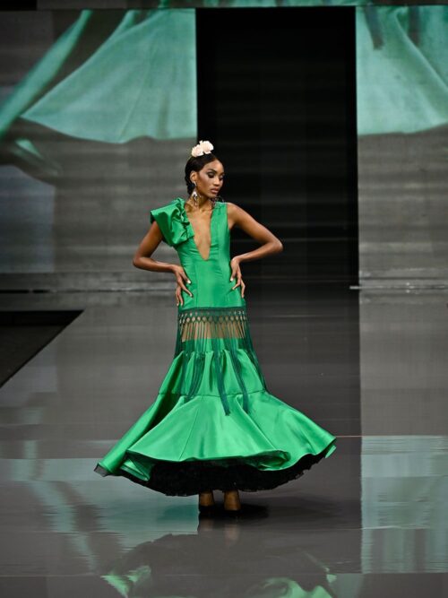 Vestido corte transparencia