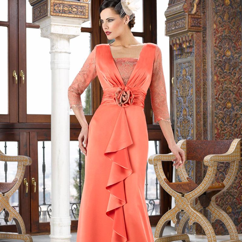 Vestido crec salmon con encaje chantilly en camel